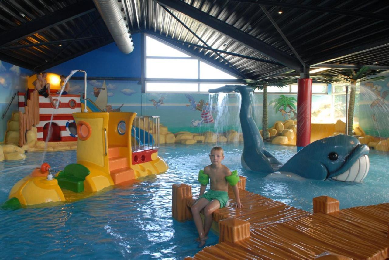Vakantiepark Bergumermeer - 689 Suameer Kültér fotó